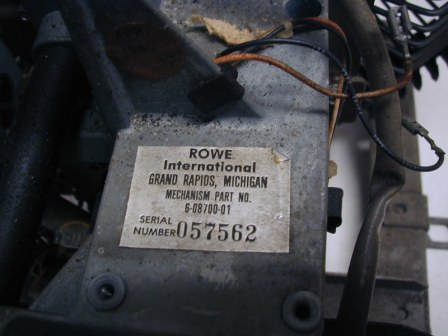 Rowe Jukebox Mechanism (6-08700-01) (Came Out Of A Rowe R 85) (Parts Missing) (Item #3) (Image 8)